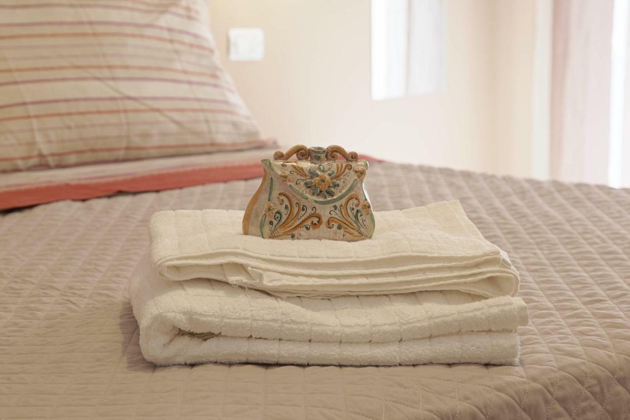 아그리젠토 르 마이올리케 B&B 외부 사진